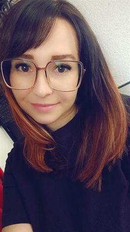 Wer auf große Brillen steht, wird sie lieben! Sie ist wirklich super s0