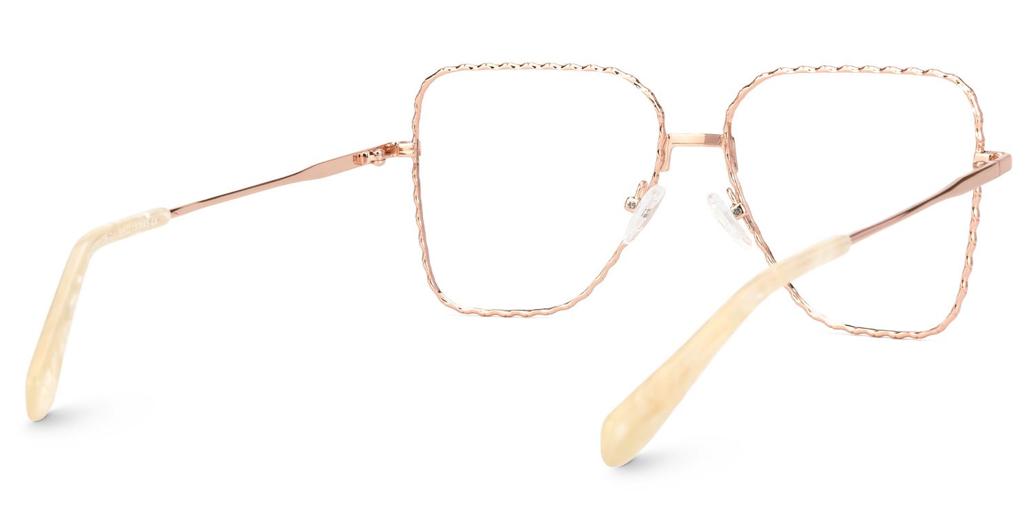 Teri Rosa-Gold Pilot Brille2
