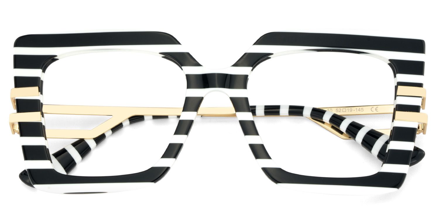Poutine Schwarz-Weiß Quadratisch Gemischte Materialien Brille1